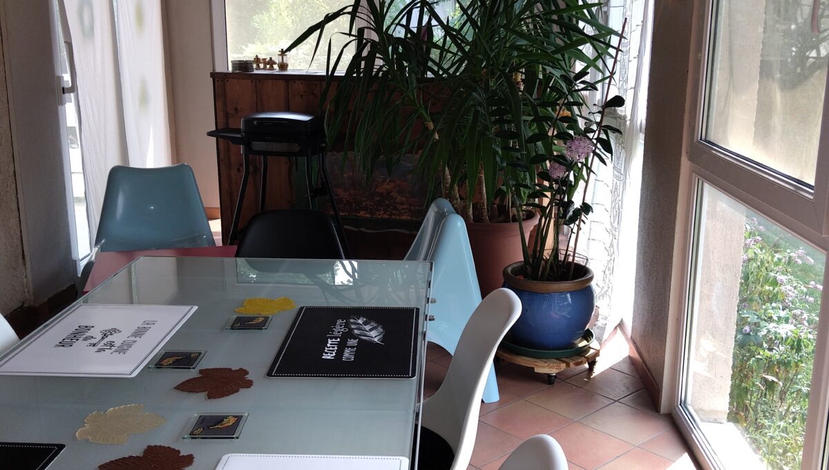 Veranda_Table_20250816_130557